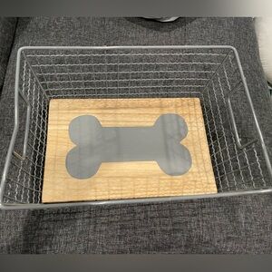 Wire Basket with Wooden Base and Gray Bone Design